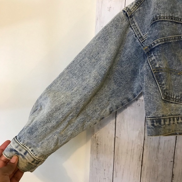 Unomatch Women Modern Loose Long Sleeve Fabulous Collar Neck Winter Denim Jacket - Picture 9 of 12